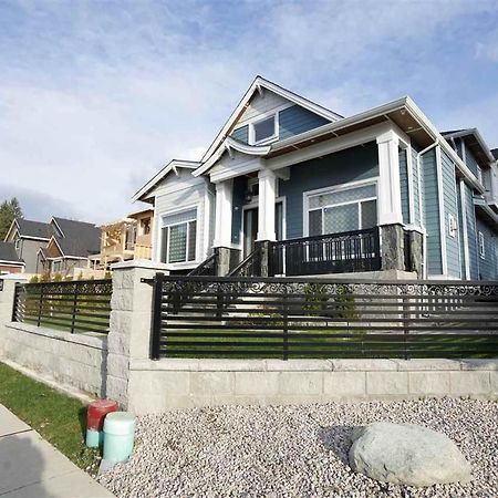 Kim's Place Surrey Exterior foto